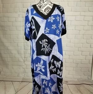 La Cera size small short sleeve floral print dress